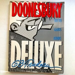 1980's Doonesbury Deluxe Selected Glances Askance w/Intro by Studs Terkel Paperb